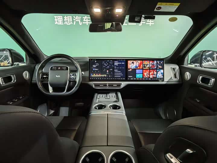 Фото 6 - LiXiang L8