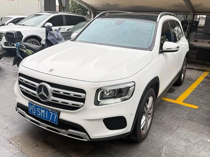 Фото 1 - Mercedes-Benz GLB-Class