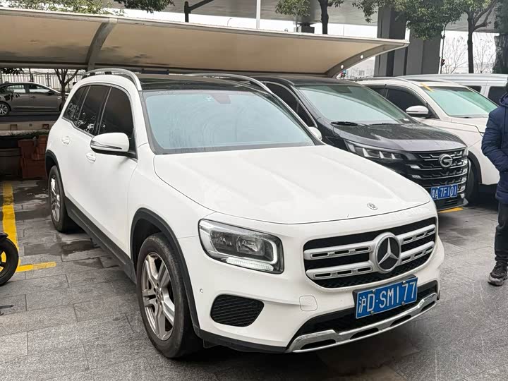 Фото 2 - Mercedes-Benz GLB-Class