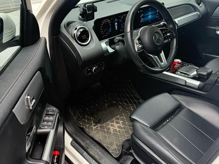 Фото 5 - Mercedes-Benz GLB-Class