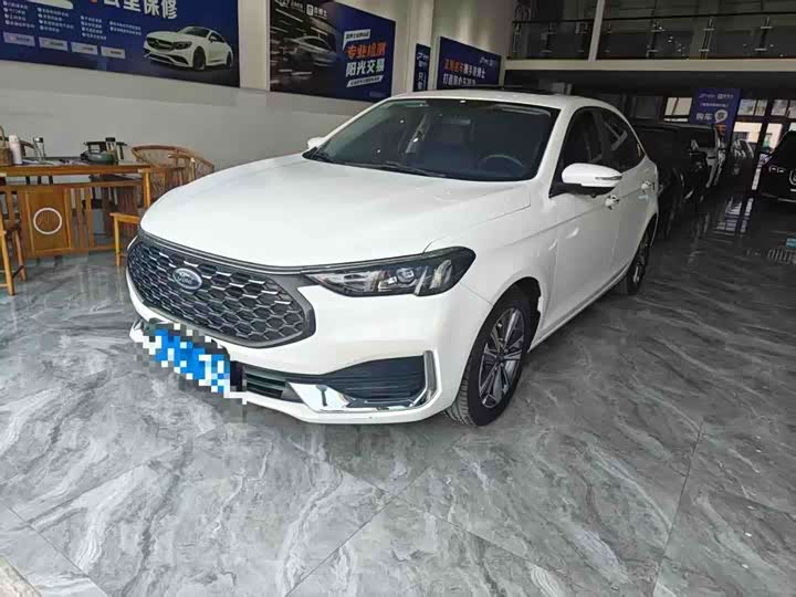 Photo 1 - Ford Escort