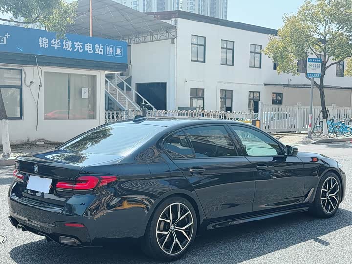 Фото 7 - BMW 5 Series