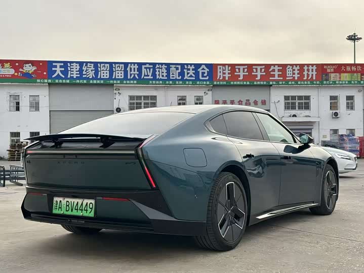 Фото 7 - XPeng P7