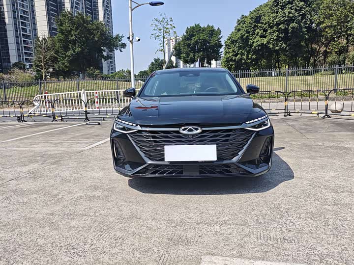 Фото 2 - Chery Arrizo 8