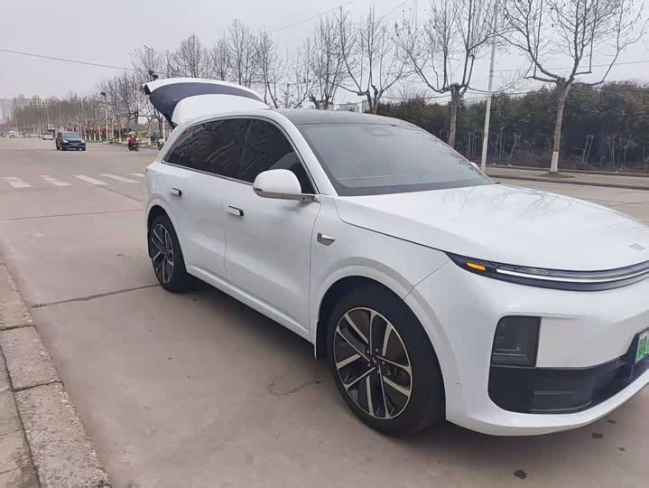 Фото 2 - LiXiang L6