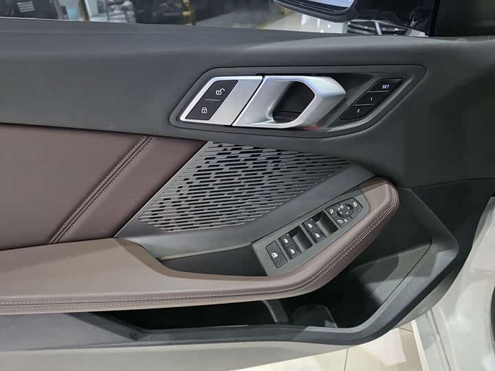 Фото 6 - BMW 2 Series