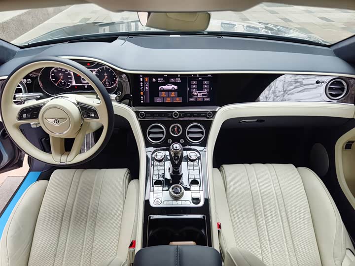 Фото 7 - Bentley Continental GT