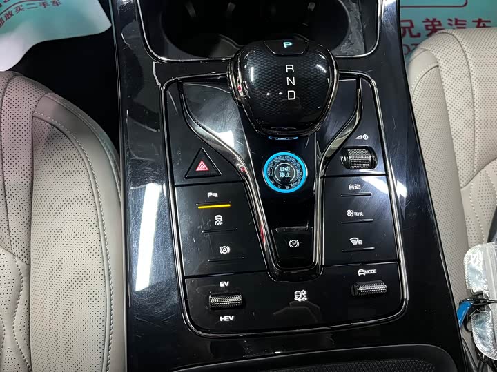 Фото 7 - BYD Han