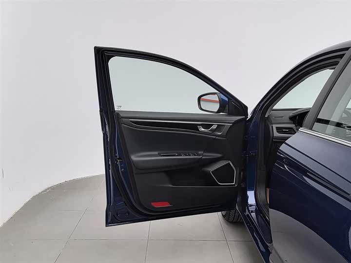 Фото 8 - Geely Emgrand GL