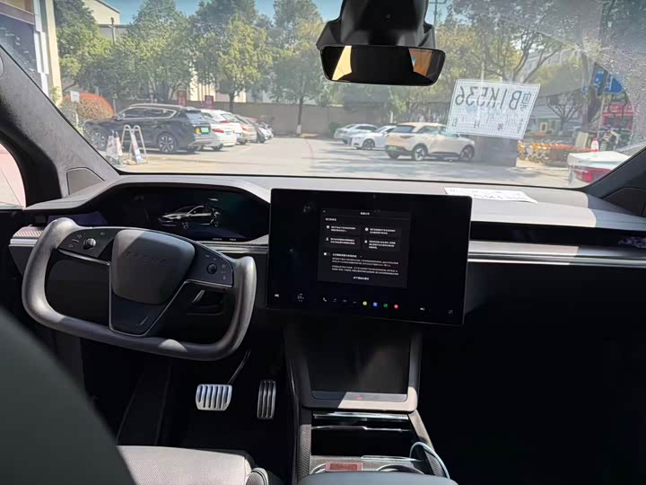 Фото 9 - Tesla Model X