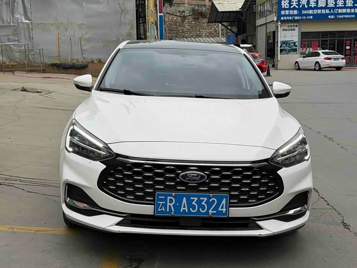 Фото 2 - Ford Focus