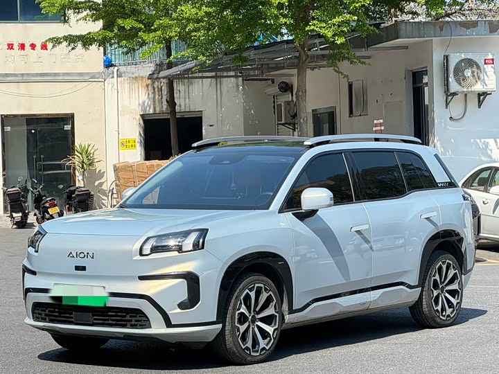 Фото 1 - GAC Aion V