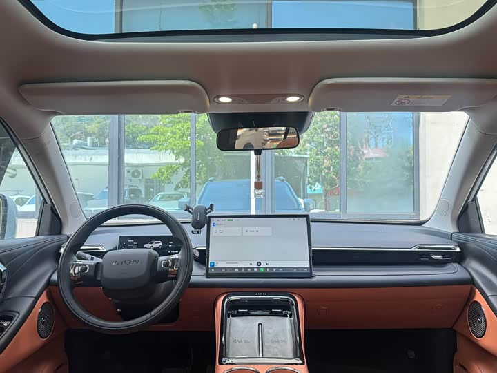 Фото 5 - GAC Aion V