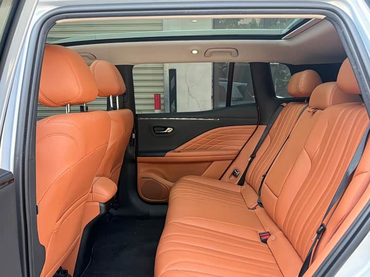 Фото 6 - GAC Aion V