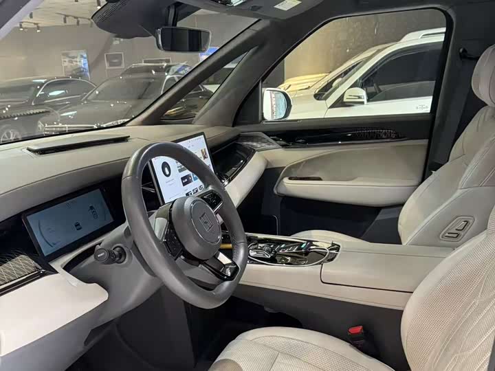 Фото 6 - Zeekr 009