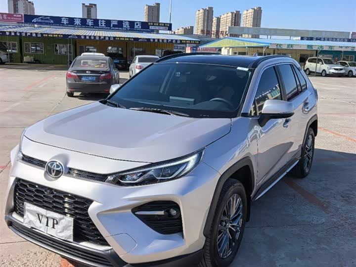 Photo 1 - Toyota Wildlander