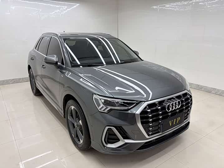 Фото 6 - Audi Q3