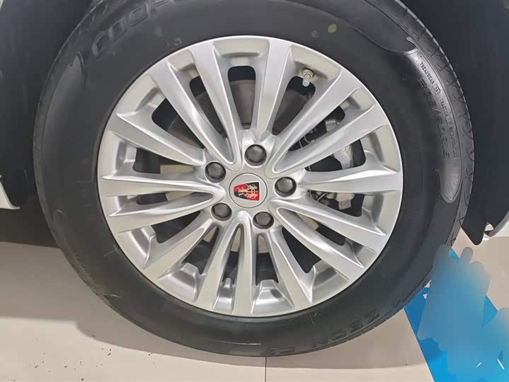 Фото 6 - Roewe Ei5