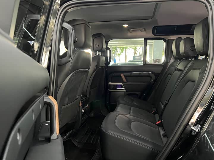 Фото 5 - Land Rover Defender