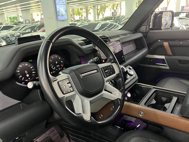 Фото 6 - Land Rover Defender