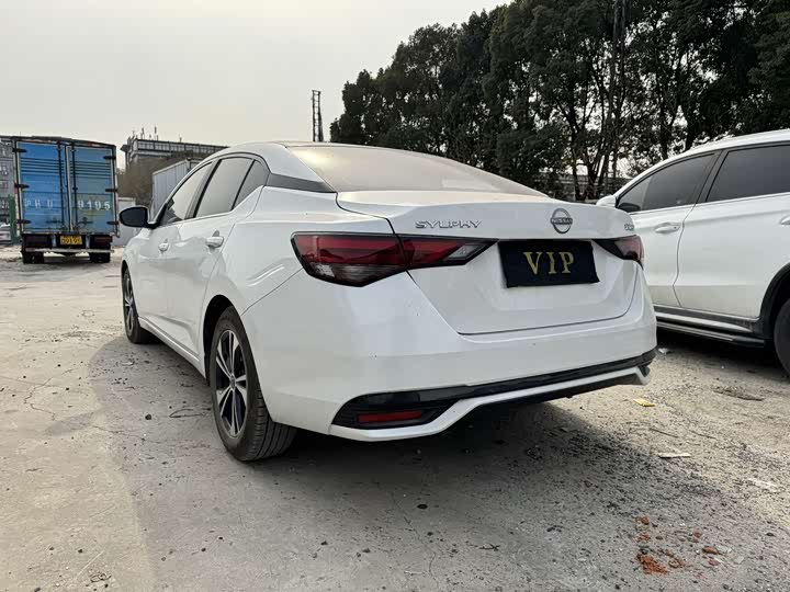 Photo 8 - Nissan Sylphy