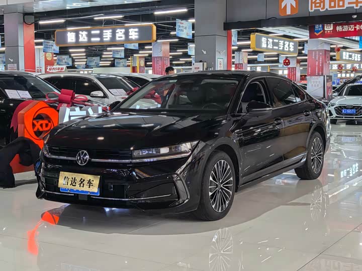 Photo 1 - Volkswagen Magotan