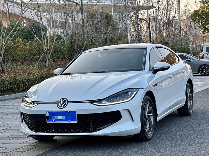 Volkswagen Lamando L 2024 2024款 凌渡L 200TSI DSG潮辣版