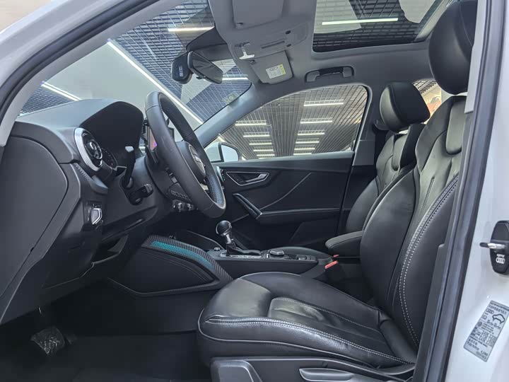 Фото 6 - Audi Q2L