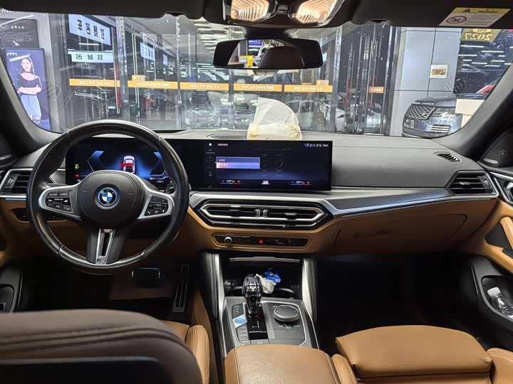 Фото 2 - BMW i4