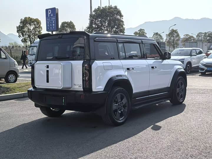 Фото 6 - Chery iCar 03