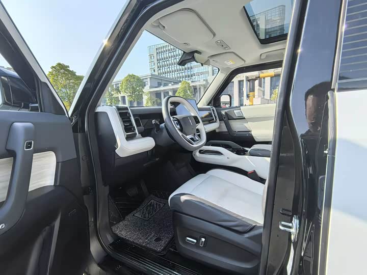 Фото 7 - Chery iCar 03