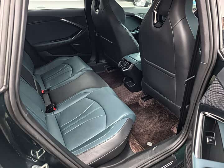 Фото 8 - MG Motor 7