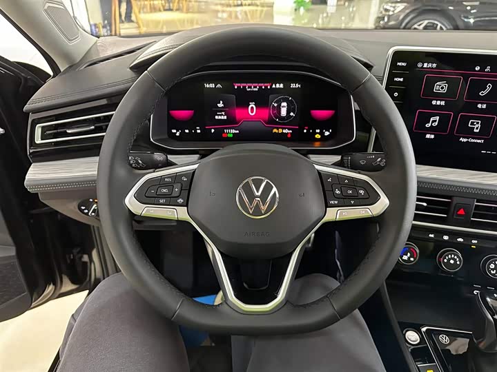 Volkswagen Sagitar L 2025 2025款 300TSI DSG超越版