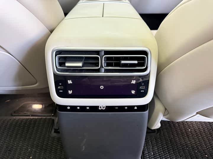 Фото 3 - LiXiang L7