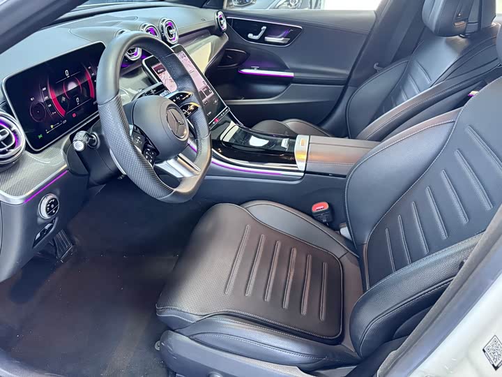 Photo 5 - Mercedes-Benz C-Class