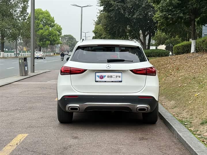 Фото 5 - Mercedes-Benz GLA-Class