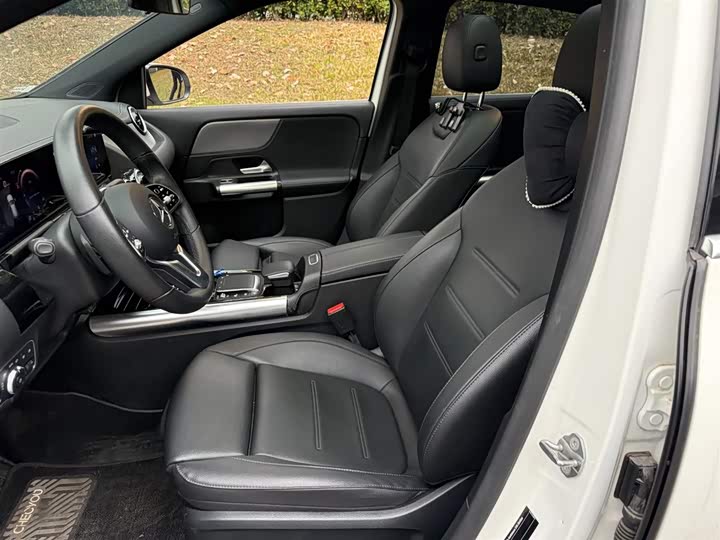 Фото 8 - Mercedes-Benz GLA-Class