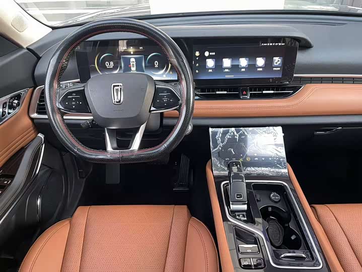 Фото 7 - Bestune T99