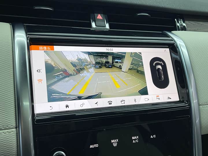 Фото 9 - Land Rover Discovery Sport