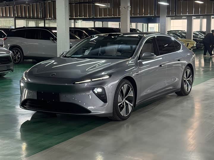 Фото 1 - Nio ET7