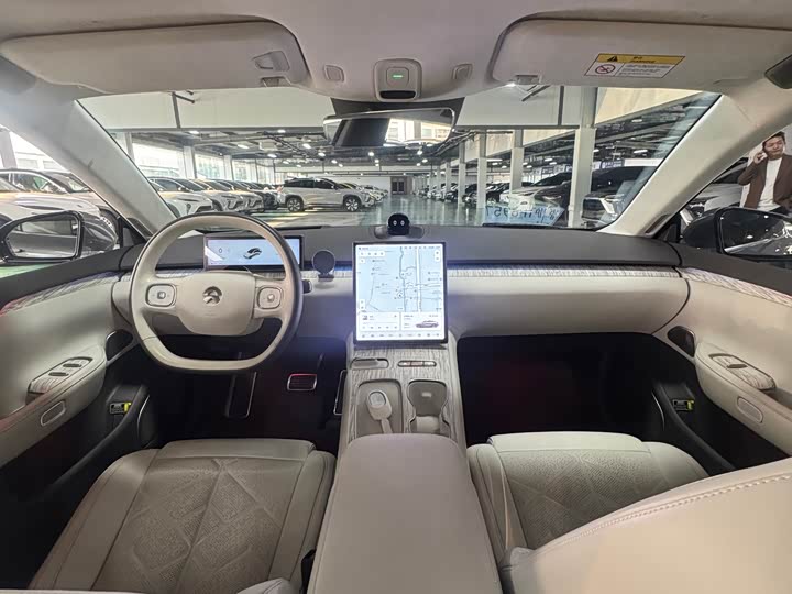 Фото 9 - Nio ET7