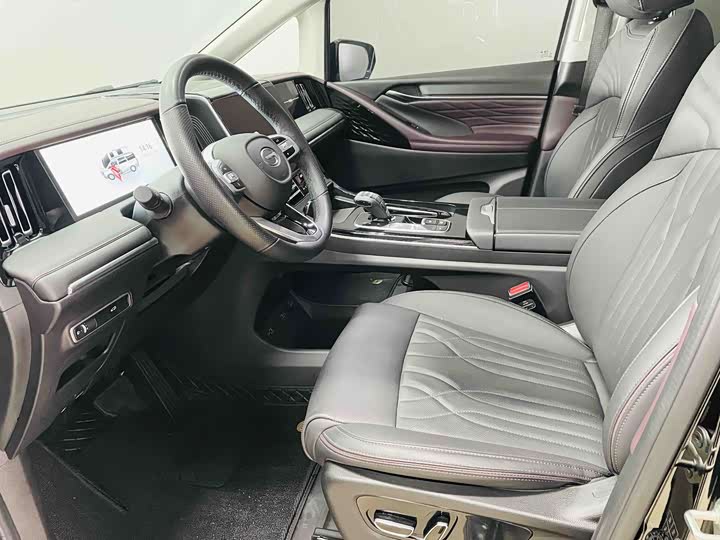 Фото 8 - GAC Trumpchi M8