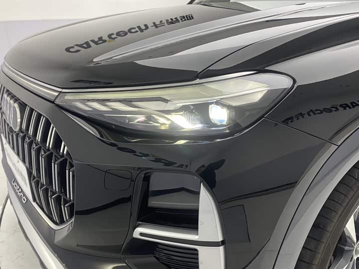 Фото 9 - Audi Q6