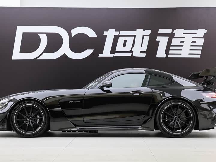 Фото 3 - Mercedes-Benz AMG GT