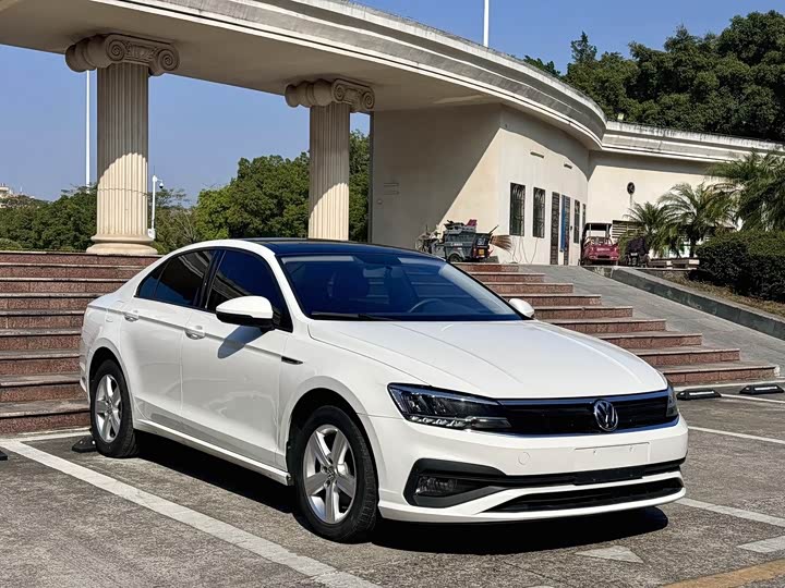 Фото 3 - Volkswagen Lamando L