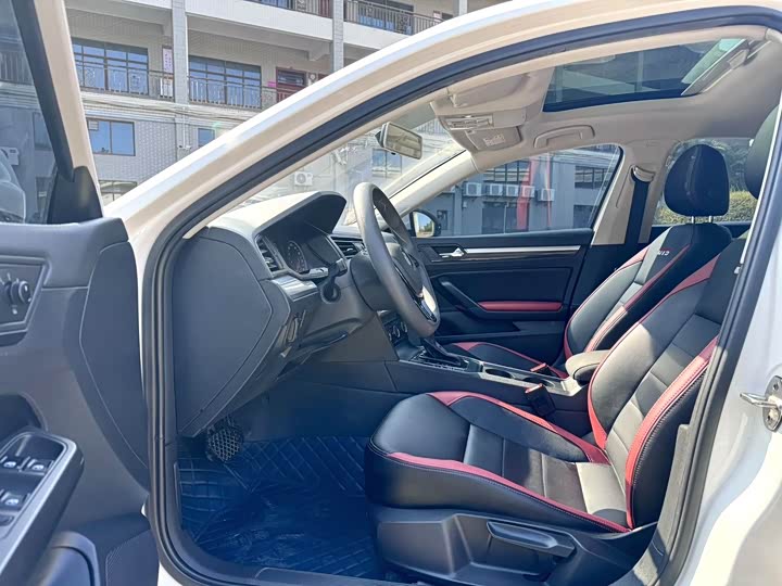 Фото 5 - Volkswagen Lamando L