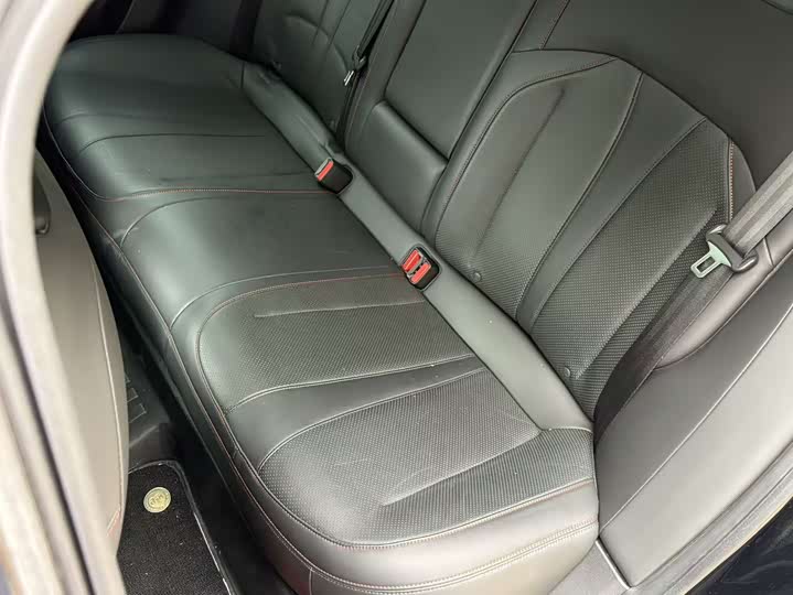 Фото 9 - XPeng P7