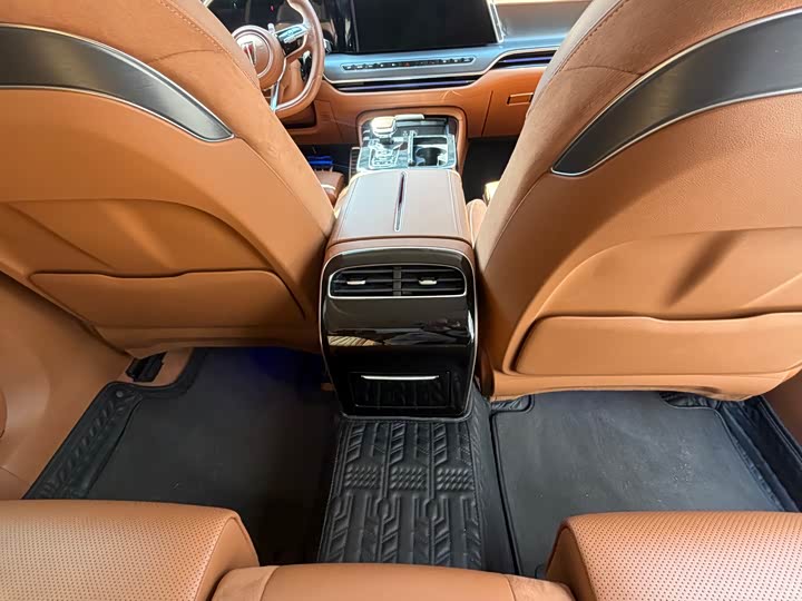 Фото 6 - Hongqi H9