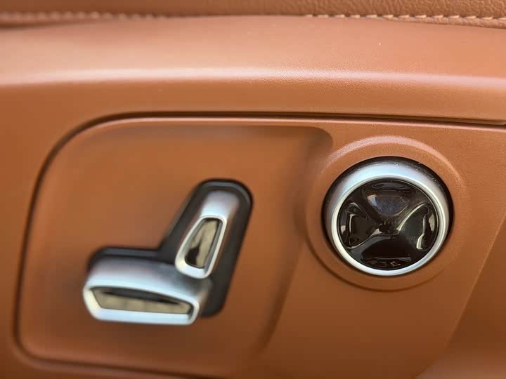 Фото 5 - Maserati Levante