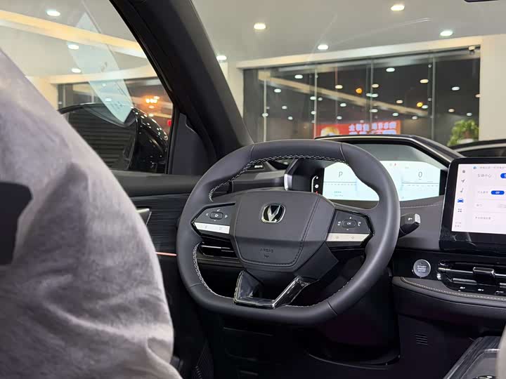 Changan CS55 Plus Hybrid 2025 2025款 智慧新蓝鲸 125km 战舰版